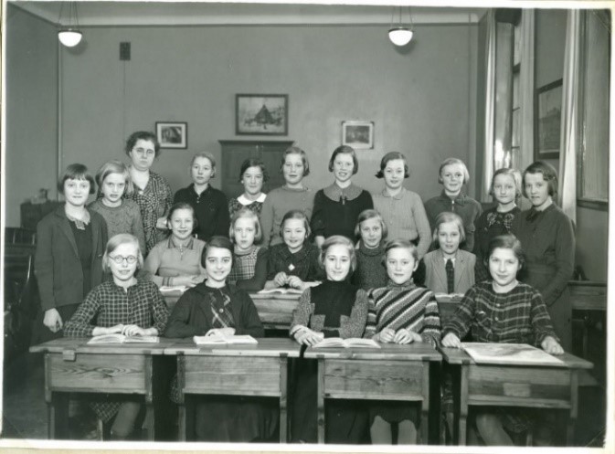 Skolklass hösten 1935. Allhelgonaskolan i Lund. Ur: Algot B Jönssons privatarkiv