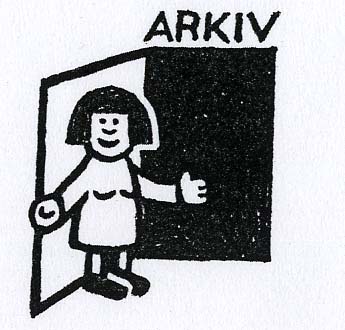 Teckning där en kvinna öppnar en dörr till arkivet
